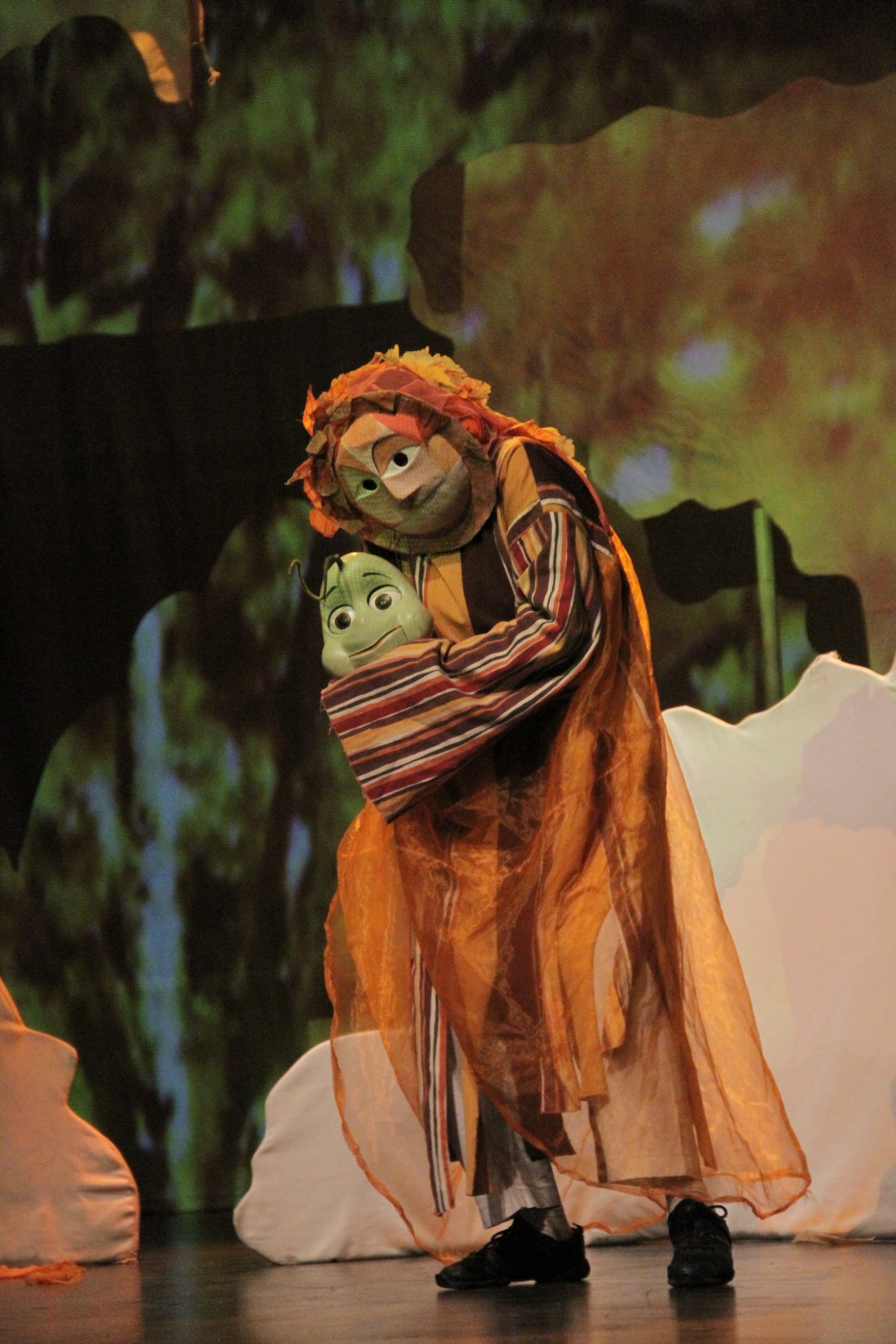 1001 Roses stage photography